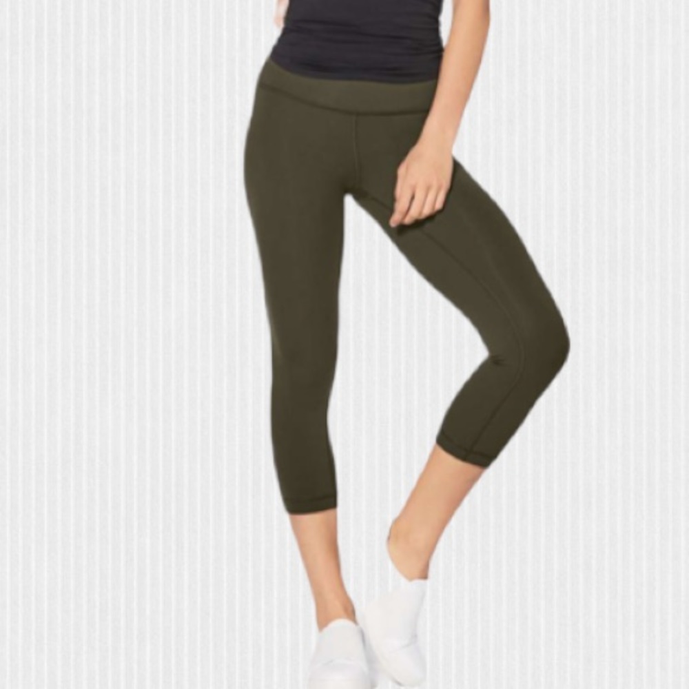 Lululemon Wunder Under Crops Full On Luxtreme in Dark Olive Size 6